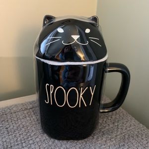 Rae Dunn “Spooky” mug with cat lid